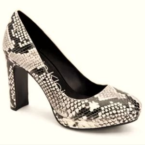 NWOT Calvin Klein Premda Two Tone Snake Heels
